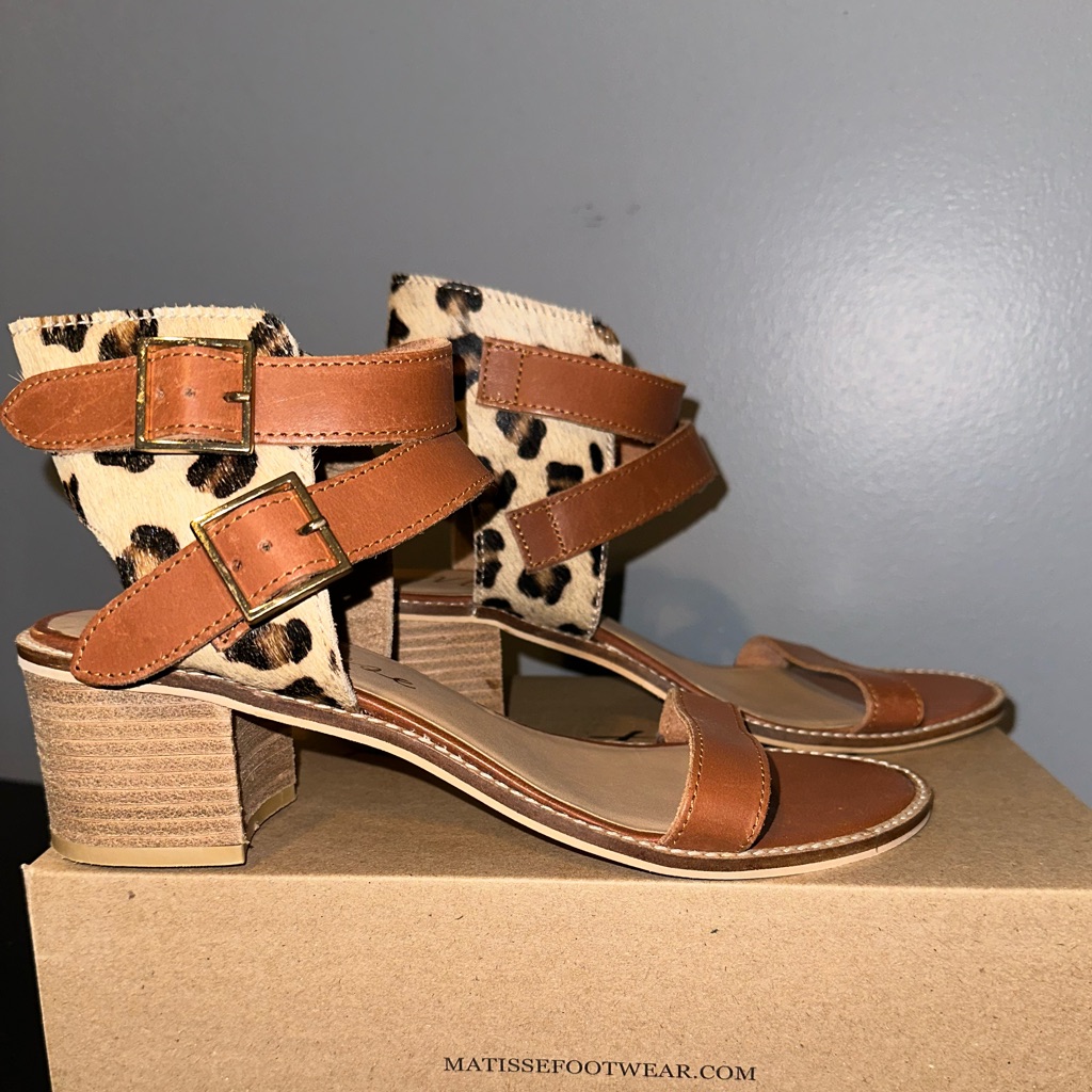 Woman’s Sandals